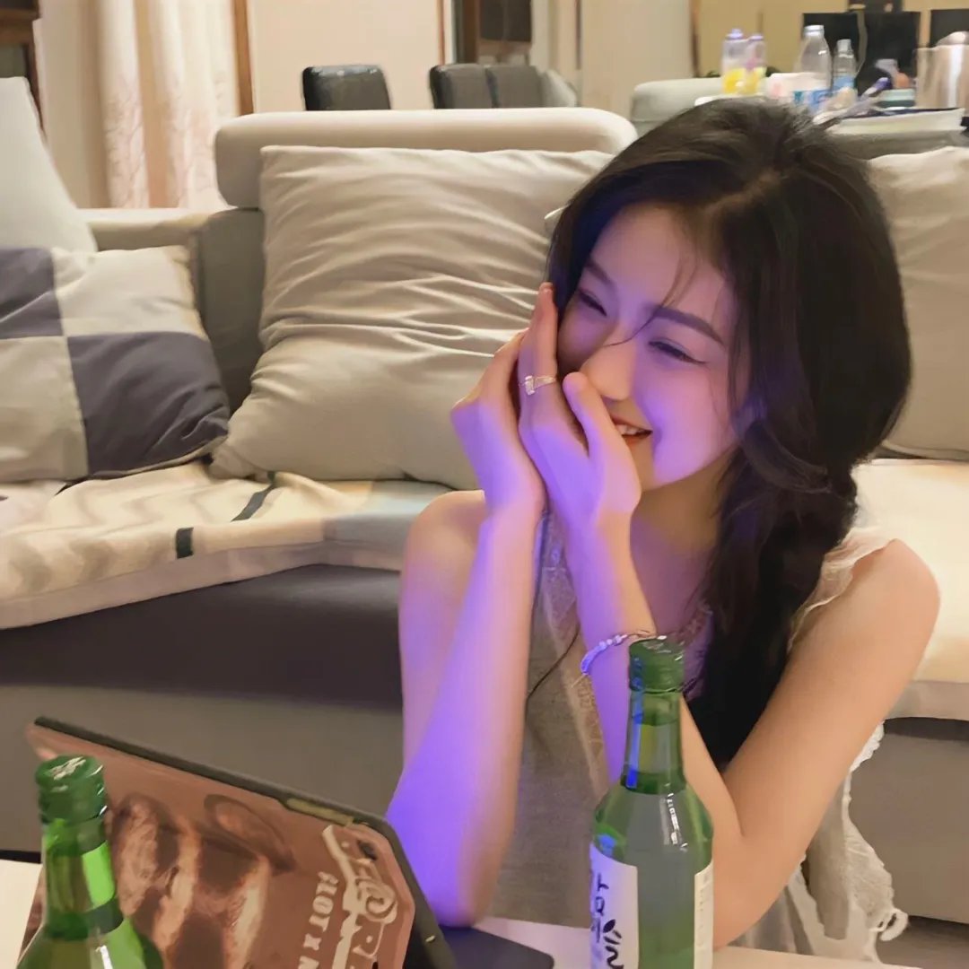 跪毯旁的眼泪